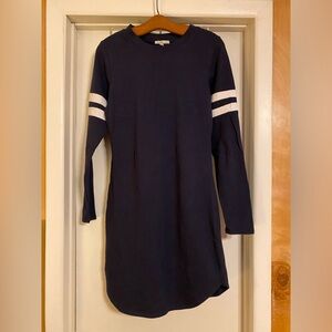 Charlotte Russe T-Shirt Dress in Navy